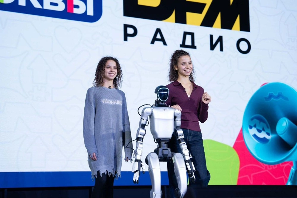 "Русская Медиагруппа" обучит антропоморфного робота основам журналистики